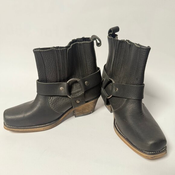 NEW Topshop Black Leather Harness Ankle Boots – Biker Style EU 38 / US 7.5 - Picture 3 of 16